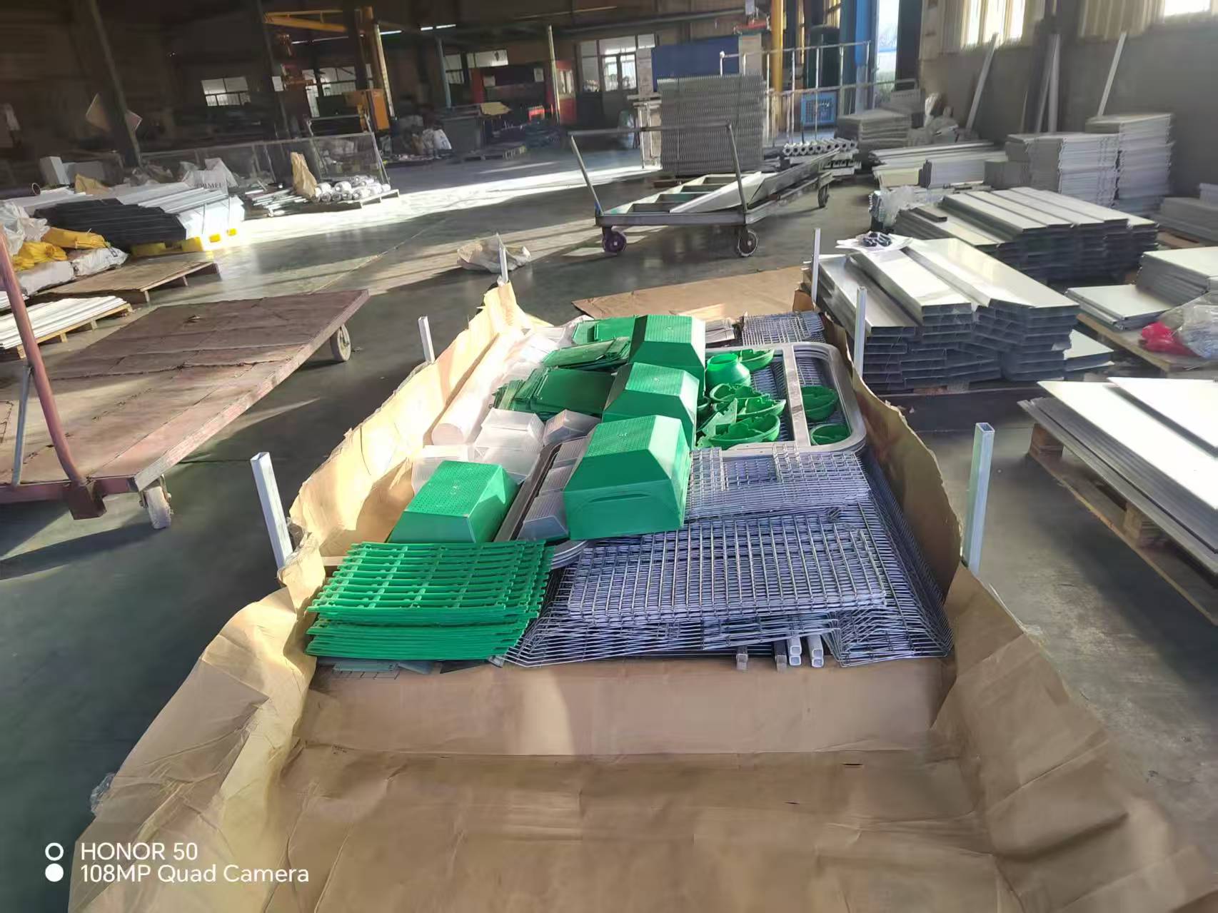 24-cage breeding cages for mother and baby rabbits /Commercial breeding cages for mother and baby rabbits